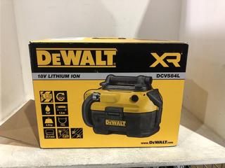 Lot 1163  
            Chesterfield SR44 - Parcel Delivery Only 

                
DEWALT- XR- 18V LITHIUM MODEL NO- DCV584L- DUST EXTRACTOR IN BLACK AND YELLOW (LO...