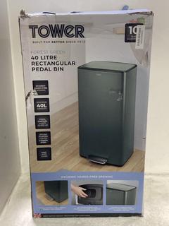 Lot 1166  
            Chesterfield SR44 - Parcel Delivery Only 

                
TOWER BIN/WASTE UNIT- COLOUR- FOREST GREEN 40 LITRE RECTANGULAR PEDAL BIN (LOCATI...