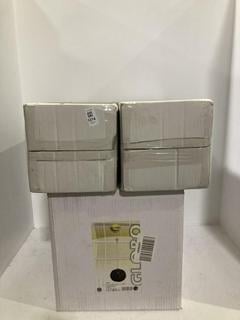 Lot 1214  
            Chesterfield SR44 - Parcel Delivery Only 

                
3 X ASSORTED HOME LIGHT TO INCLUDE GLOBO HANGING LIGHT SHADE IN DARK BROWN (LOCAT...