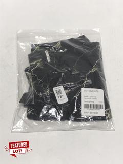 Lot 127  
            Chesterfield SR44 - Parcel Delivery Only 

                
VETEMENTS BLACK LIGHTNING TECHNICAL TIGHTS SIZE S - ORIGINAL RRP £815 (LOCATION: L6)
