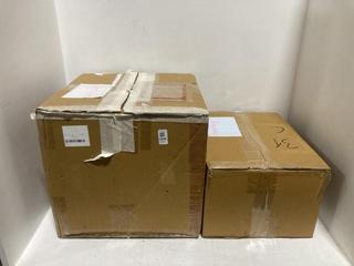 Lot 1319  
            Chesterfield SR44 - Parcel Delivery Only 

                
STORAGE BOX IN GREY/GREEN TO INCLUDE STORAGE CHEST IN SAGE (NO CODE) (LOCATION: H3)