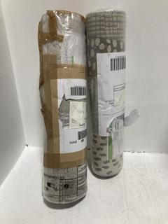 Lot 1322  
            Chesterfield SR44 - Parcel Delivery Only 

                
BROOKLYN RUG IN BLUE SIZE 60 X 120CM TO IN INCLUDE RUG IN GREY SIZE 60 X 120CM (L...