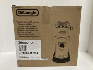 Lot 1339  
            Chesterfield SR44 - Parcel Delivery Only 

                
DELONGHI ESPRESSO MACHINE MODEL: EC685.M EX4 ORIGINAL RRP- £149 (LOCATION: H4)