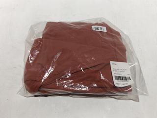 Lot 143  
            Chesterfield SR44 - Parcel Delivery Only 

                
ONIA BONFIRE CALDER 5 E SHORTS IN BONFIRE SIZE XL - ORIGINAL RRP £160 (LOCATION: L6)