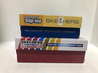Lot 1450  
            Chesterfield SR44 - Parcel Delivery Only 

                
SKECHERS AIR-COOLED MEMORY FOAM TRAINERS IN MULTICOLOUR UK SIZE 8 TO INCLUDE SKET...