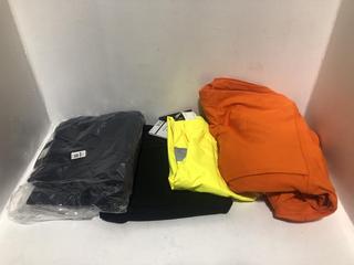 Lot 1464  
            Chesterfield SR44 - Parcel Delivery Only 

                
4 X ASSORTED ADULTS WORKWEAR CLOTHING TO INCLUDE TUFF STUFF WORK TROUSERS IN NAVY...