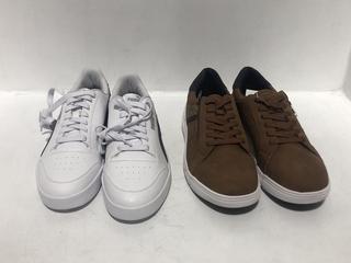 Lot 1471  
            Chesterfield SR44 - Parcel Delivery Only 

                
PUMA LACE UP TRAINERS IN WHITE UK SIZE 11 TO INCLUDE ROMIKA LACE & ZIP SUEDE TRAI...