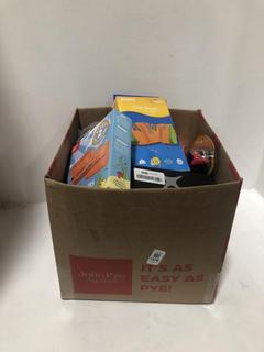 Lot 1476  
            Chesterfield SR44 - Parcel Delivery Only 

                
BOX OF ASSORTED SPORTS ITEMS TO INCLUDE ZOGGS FLOAT SWIMMING BAND - SIZE: 3/6 YEA...