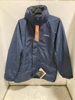 Lot 1482  
            Chesterfield SR44 - Parcel Delivery Only 

                
BERGHAUS WATERPROOF ZIP RAIN COAT IN NAVY UK SIZE MEDIUM (LOCATION: G1)