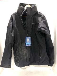 Lot 1506  
            Chesterfield SR44 - Parcel Delivery Only 

                
BERGHAUS RG ALPHA 2.0 GEMINI ZIP COAT IN BLACK UK SIZE XL - ORIGINAL RRP £124 (LO...