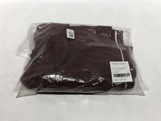 Lot 150  
            Chesterfield SR44 - Parcel Delivery Only 

                
SOLID AND STRIPED THE BOARDSHORT PIPED BURGUNDY SIZE XL - ORIGINAL RRP £205 (LOCA...