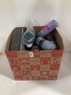 Lot 1547  
            Chesterfield SR44 - Parcel Delivery Only 

                
BOX OF ASSORTED BOTTLES/FLASKS TO INCLUDE ION8 UNICORN BOTTLE IN PURPLE (LOCATION...