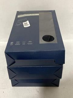 Lot 1686  
            Chesterfield SR44 - Parcel Delivery Only 

                
3 X HOLLISTER COOLING BOXER BRIEF 5 PACK SIZE L (LOCATION: G6)