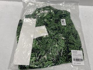 Lot 172  
            Chesterfield SR44 - Parcel Delivery Only 

                
SSENSE WORKS JEREMY O HARRIS S/S BOWLING SHIRT IN BLACK/GREEN SIZE XS - ORIGINAL ...