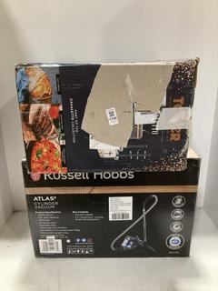 Lot 1740  
            Chesterfield SR44 - Parcel Delivery Only 

                
RUSSELL HOBBS ATLAS 2 CYLINDER VACUUM CLEANER TO INCLUDE TOWER 6.5L SLOW COOKER (...