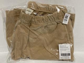 Lot 230  
            Chesterfield SR44 - Parcel Delivery Only 

                
MUSEUM OF PEACE AND QUIET SSENSE EXCLUSIVE MID CENTURY SHORTS IN TAN SIZE XS - OR...
