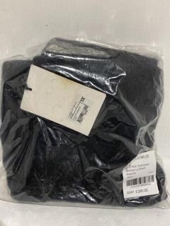 Lot 236  
            Chesterfield SR44 - Parcel Delivery Only 

                
JACQUEMUS SSENSE EXCLUSIVE MOHAIR LE SHORT ARANCIA IN BLACK SIZE 38 - ORIGINAL RR...