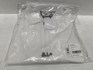 Lot 293  
            Chesterfield SR44 - Parcel Delivery Only 

                
RANDOM IDENTITIES OVERSIZED CUT POLO IN WHITE SIZE M - ORIGINAL RRP £205 (LOCATIO...