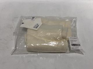 Lot 307  
            Chesterfield SR44 - Parcel Delivery Only 

                
JACQUEMUS SSENSE EXCLUSIVE MOHAIR LE SHORT ARANCIA IN BEIGE SIZE 38 - ORIGINAL RR...