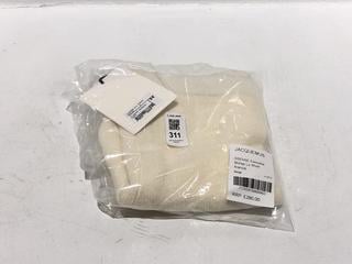 Lot 311  
            Chesterfield SR44 - Parcel Delivery Only 

                
JACQUEMUS SSENSE EXCLUSIVE MOHAIR LE SHORT ARANCIA IN BEIGE SIZE 34 - ORIGINAL RR...