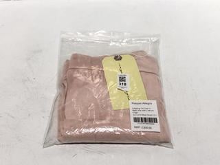 Lot 318  
            Chesterfield SR44 - Parcel Delivery Only 

                
RAQUEL ALLEGRA LEGGING TIE DYE IN BABY RIB WITH LETTUCE EDGE SIZE 0 - ORIGINAL RR...