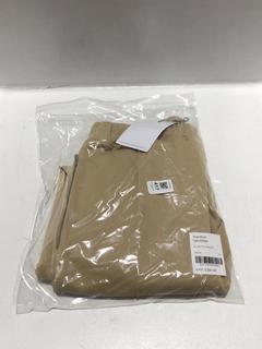 Lot 417  
            Chesterfield SR44 - Parcel Delivery Only 

                
RANDOM IDENTITIES ELASTIC PANTS IN BEIGE SIZE XS ORIGINAL RRP- £355 (LOCATION: L10)