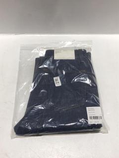 Lot 419  
            Chesterfield SR44 - Parcel Delivery Only 

                
RANDOM IDENTITIES 80'S DENIM JEANS IN BLUE RINSED SIZE 26 ORIGINAL RRP- £290 (LOC...