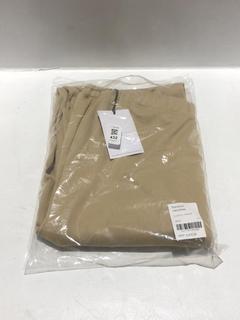 Lot 432  
            Chesterfield SR44 - Parcel Delivery Only 

                
RANDOM IDENTITIES ELASTIC PANTS IN BEIGE SIZE S ORIGINAL RRP- £355 (LOCATION: L10)