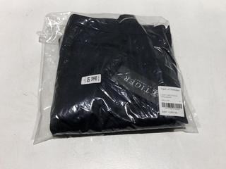 Lot 442  
            Chesterfield SR44 - Parcel Delivery Only 

                
TIGER OF SWEDEN LIGHT INK THULIN TROUSERS IN 284 LT INK SIZE 46 ORIGINAL RRP- £35...