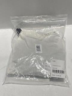 Lot 505  
            Chesterfield SR44 - Parcel Delivery Only 

                
LIDO DICIANNOVE BIKINI IN INDIAN JADE SIZE S ORIGINAL RRP- £295 (LOCATION: L11)