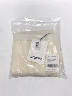 Lot 56  
            Chesterfield SR44 - Parcel Delivery Only 

                
JACQUEMUS SSENSE EXCLUSIVE MOHAIR LE SHORT ARANCIA IN BEIGE SIZE 36 - ORIGINAL RR...