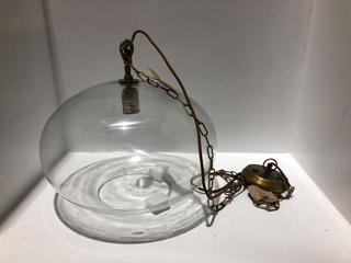 Lot 604  
            Chesterfield SR44 - Parcel Delivery Only 

                
NKUKU OTORO RECYCLED GLASS PENDANT - CLEAR - LARGE ROUND - ITEM NO. OP1502 - ORIG...