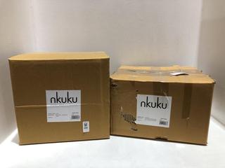 Lot 608  
            Chesterfield SR44 - Parcel Delivery Only 

                
2 X ASSORTED NKUKU ITEMS TO INCLUDE LUMBU LAMP IN ANTIQUE BRASS (LOCATION: K1)