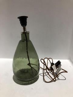 Lot 615  
            Chesterfield SR44 - Parcel Delivery Only 

                
NKUKU BABA RECYCLED GLASS LAMP - GREEN - SMALL TALL - ITEM NO. BL5901 - ORIGINAL ...