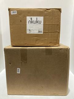 Lot 666  
            Chesterfield SR44 - Parcel Delivery Only 

                
2 X ASSORTED NKUKU ITEMS TO INCLUDE NKUKU NAR WALL LAMP - ANTIQUE BRASS - SMALL -...