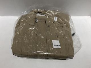 Lot 67  
            Chesterfield SR44 - Parcel Delivery Only 

                
RANDOM IDENTITIES VERSATILE COAT IN BEIGE SIZE M - ORIGINAL RRP £455 (LOCATION: L5)
