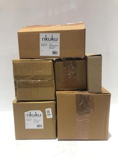 Lot 688  
            Chesterfield SR44 - Parcel Delivery Only 

                
6 X ASSORTED NKUKU ITEMS TO EKITI BAUBLE GARLAND IN MIXED COLOURS (LOCATION: K5)