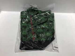 Lot 68  
            Chesterfield SR44 - Parcel Delivery Only 

                
SSENSE WORKS JEREMY O HARRIS PRINT TOTE IN GREEN/BLACK - ORIGINAL RRP £285 (LOCAT...