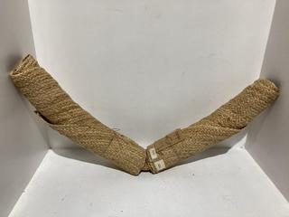 Lot 715  
            Chesterfield SR44 - Parcel Delivery Only 

                
2 X NKUKU ITEMS TO INCLUDE BUNO TREE SKIRT IN NATURAL (LOCATION: K6)