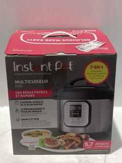Lot 755  
            Chesterfield SR44 - Parcel Delivery Only 

                
INSTANT POT 7-IN-1 DUO MULTI-USE PRESSURE COOKER (LOCATION: K8)