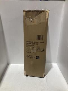 Lot 759  
            Chesterfield SR44 - Parcel Delivery Only 

                
SHARK HZ500UKT 12 VACUUM CLEANER - ORIGINAL RRP £179 (LOCATION: K8)