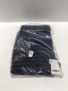 Lot 77  
            Chesterfield SR44 - Parcel Delivery Only 

                
RANDOM IDENTITIES 80'S DENIM BLUE RINSED JEANS SIZE 26 - ORIGINAL RRP £290 (LOCAT...