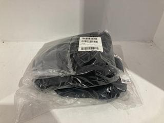 Lot 804  
            Chesterfield SR44 - Parcel Delivery Only 

                
NAYA TUNIC SHIRT IN BLACK UK SIZE 16 TO INCLUDE GABIESZ ROLL NECK OVERSIZED PULLO...