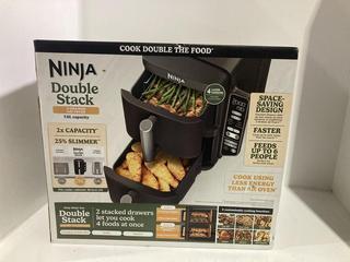 Lot 809  
            Chesterfield SR44 - Parcel Delivery Only 

                
NINJA DOUBLE STACK 2-DRAWER 7.6 LITRE DUAL AIRFRYER (LOCATION: J2)