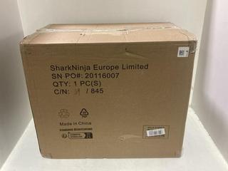 Lot 833  
            Chesterfield SR44 - Parcel Delivery Only 

                
NINJA DOUBLE STACK 2-DRAWER 7.6 LITRE DUAL AIRFRYER (LOCATION: J3)