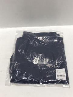 Lot 90  
            Chesterfield SR44 - Parcel Delivery Only 

                
RANDOM IDENTITIES HIGH RISE 5 POCKET TROUSER IN NAVY SIZE 48 - ORIGINAL RRP £315 ...