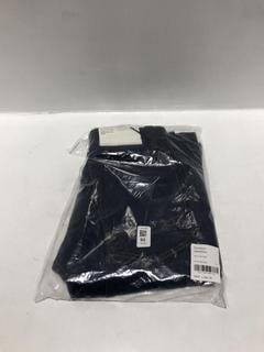 Lot 92  
            Chesterfield SR44 - Parcel Delivery Only 

                
RANDOM IDENTITIES 80'S DENIM BLUE RINSED JEANS SIZE 26 - ORIGINAL RRP £290 (LOCAT...