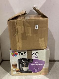 Lot 941  
            Chesterfield SR44 - Parcel Delivery Only 

                
TASSIMO MYWAY2 COFFEE MACHINE TO INCLUDE SWAN COFFEE MACHINE (LOCATION: J7)