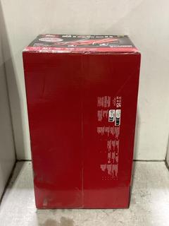 Lot 970  
            Chesterfield SR44 - Parcel Delivery Only 

                
EINHELL EXPERT CORDLESS LAWN MOWER - GE-CM 18/33 LI (LOCATION: J8)