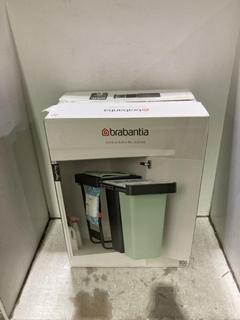 Lot 971  
            Chesterfield SR44 - Parcel Delivery Only 

                
BRABANTIA SORT AND GO 2 X 30L IN GREEN (LOCATION: J8)